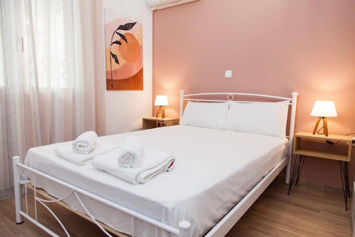 אתונה Beautiful New Apartment In Petralona מראה חיצוני תמונה